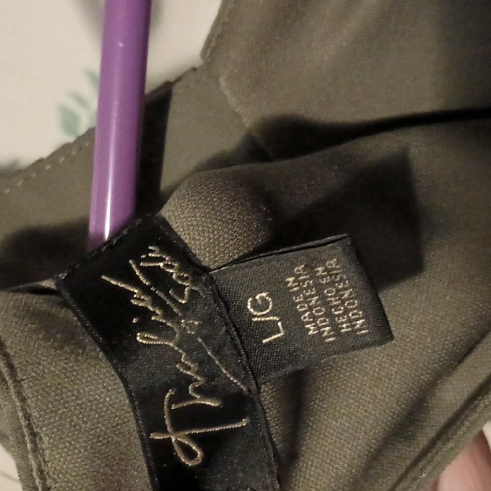 Dress - Picture 4 of 6